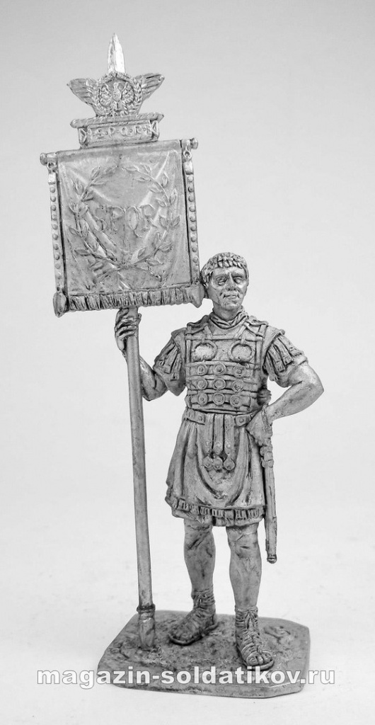 272 Римский знаменосец I-II в. н.э. 54 мм EK Castings